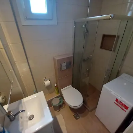 아파트 Elenis House *