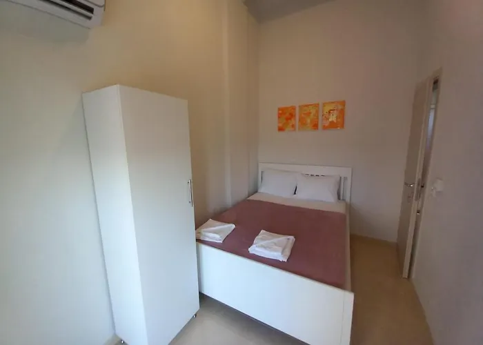 Διαμέρισμα Elenis House Néa Péramos