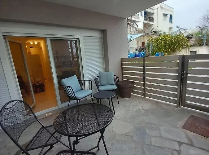 Elenis House